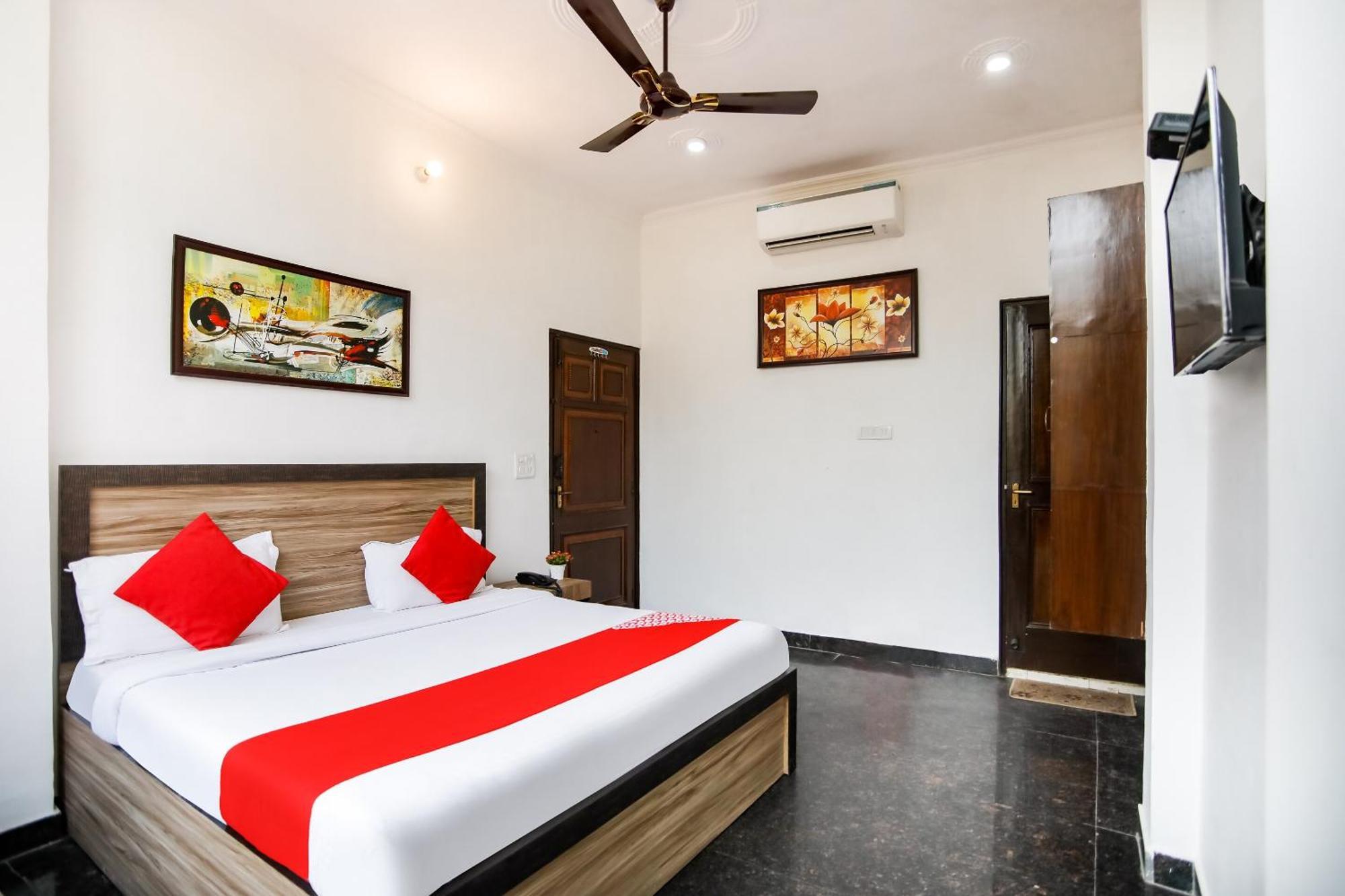 OYO 49750 Surya Inn Nueva Delhi Exterior foto