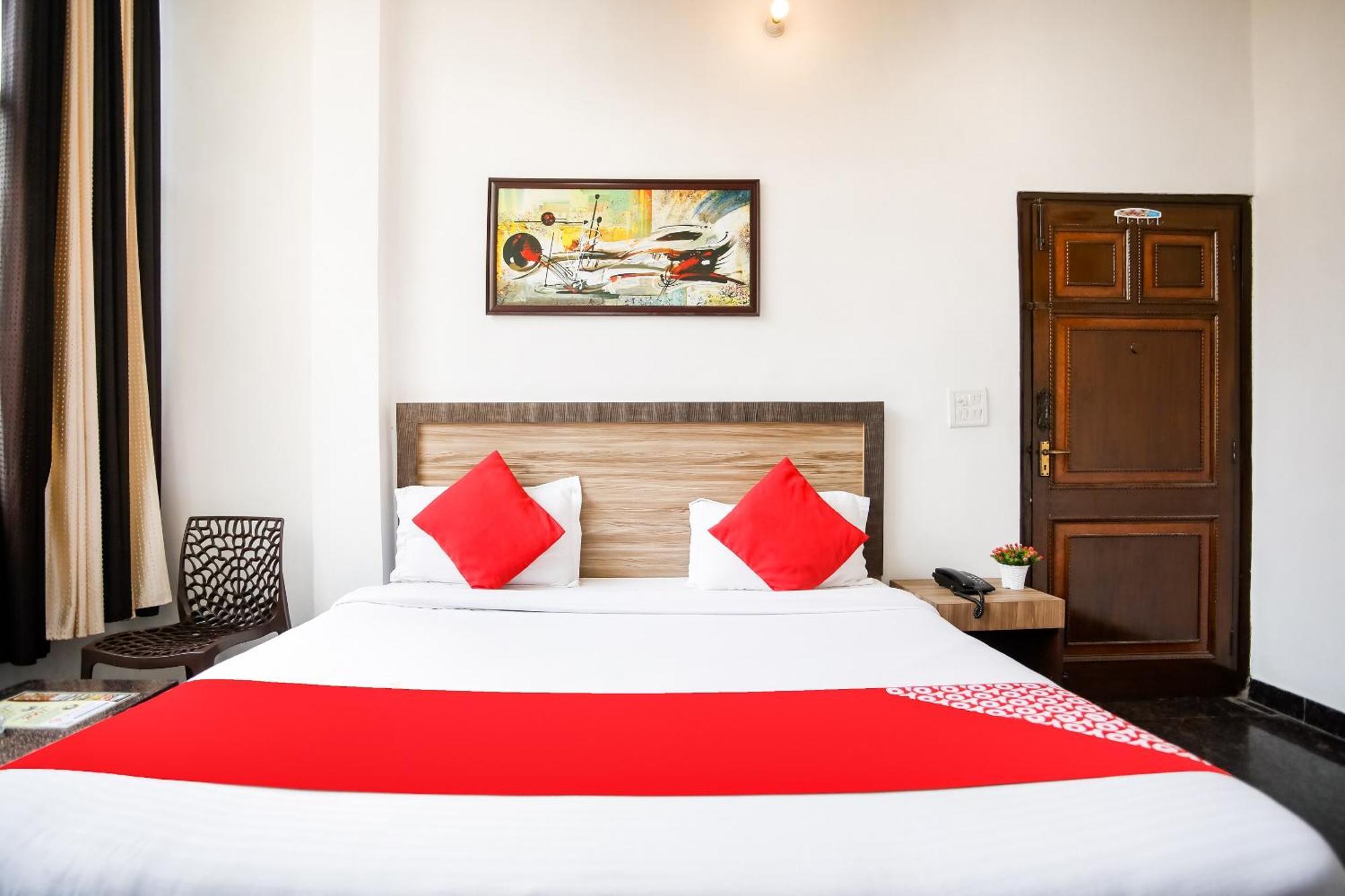 OYO 49750 Surya Inn Nueva Delhi Exterior foto